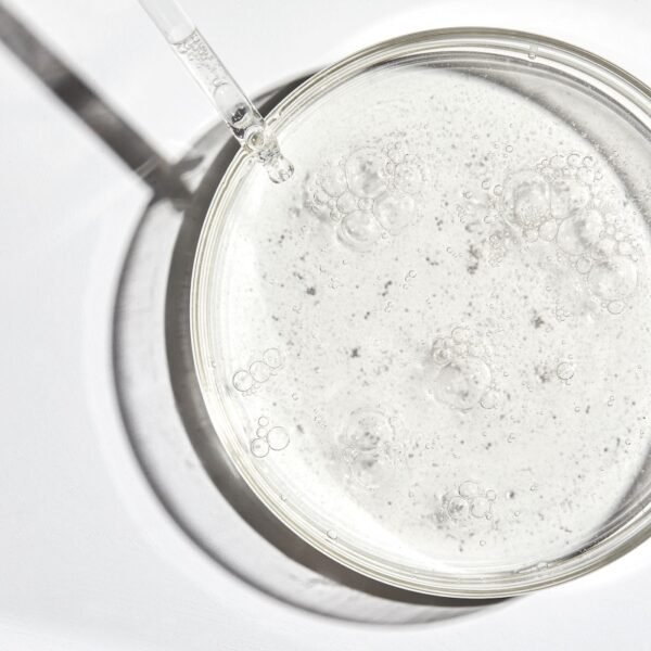 The Ordinary Salicylic Acid 2% Exfoliating Blemish Solution - Image 5