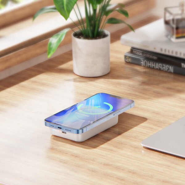 Power bank BJ25 Reach 8000mAh with wireless charging - Image 2